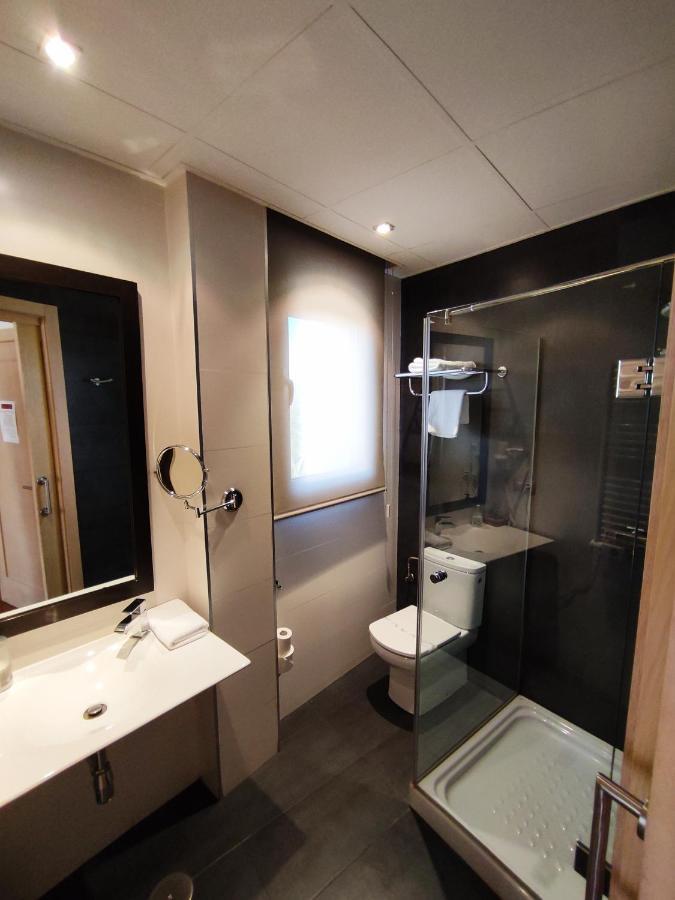 Hotel Puerta Del Arco Tudela de Duero Luaran gambar