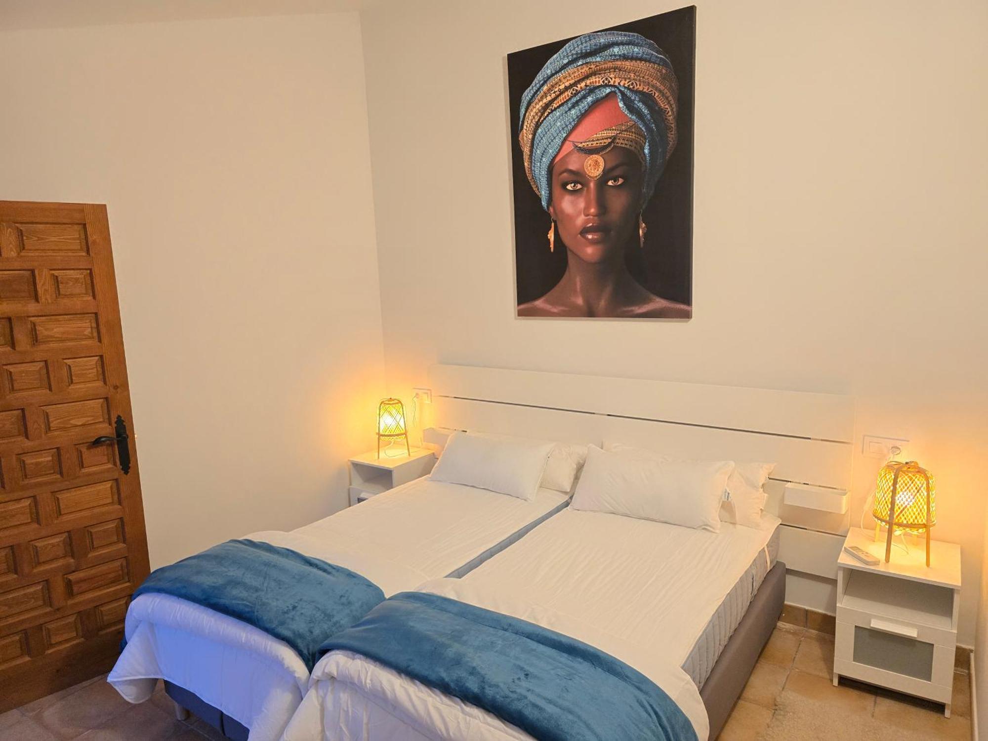 Hotel Puerta Del Arco Tudela de Duero Luaran gambar