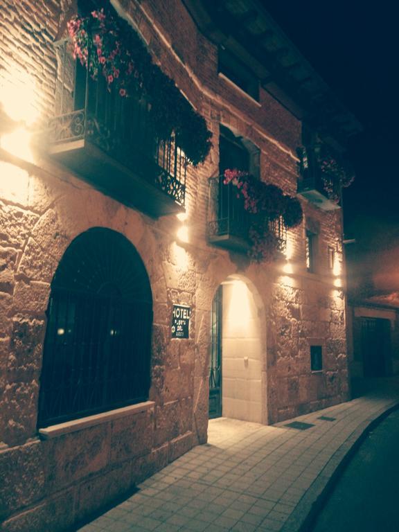 Hotel Puerta Del Arco Tudela de Duero Luaran gambar
