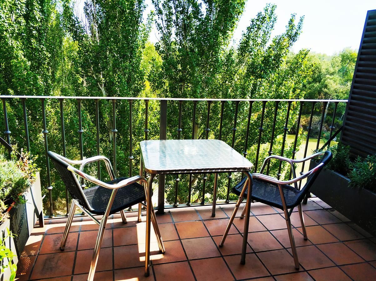 Hotel Puerta Del Arco Tudela de Duero Luaran gambar