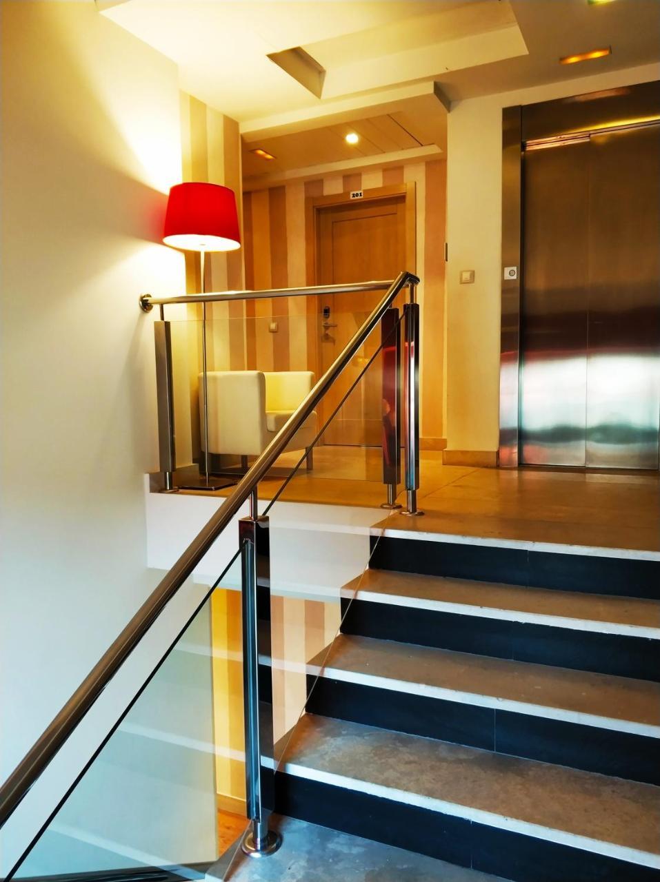 Hotel Puerta Del Arco Tudela de Duero Luaran gambar