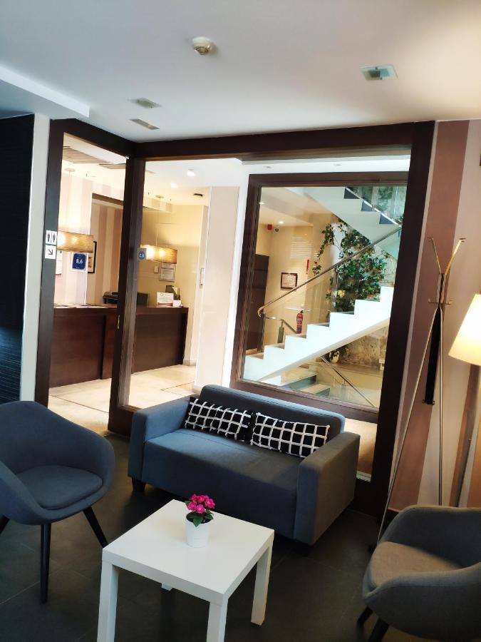 Hotel Puerta Del Arco Tudela de Duero Luaran gambar
