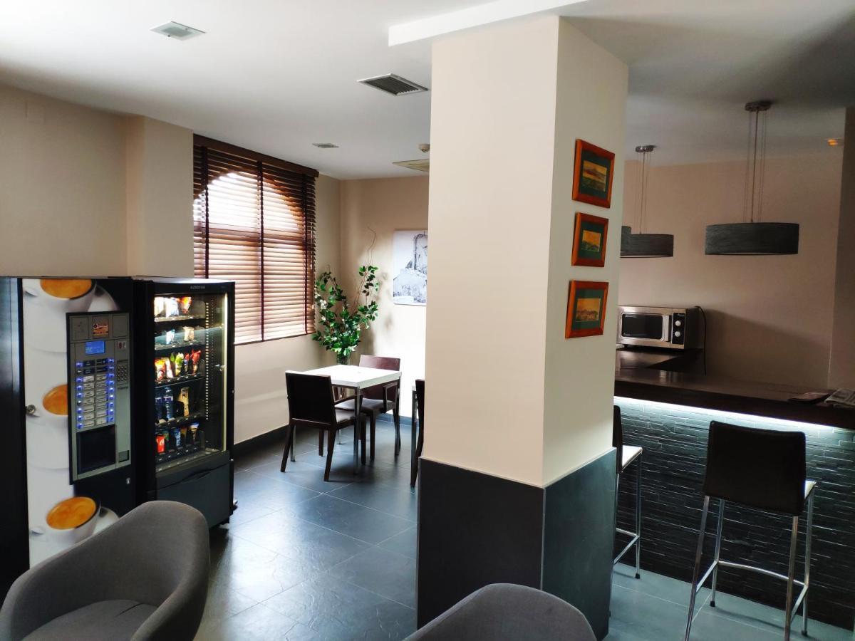 Hotel Puerta Del Arco Tudela de Duero Luaran gambar